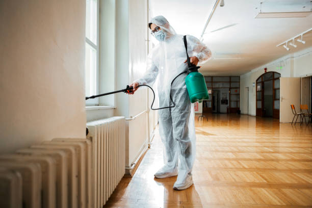 Best Commercial Pest Control Services  in Charleston, IL